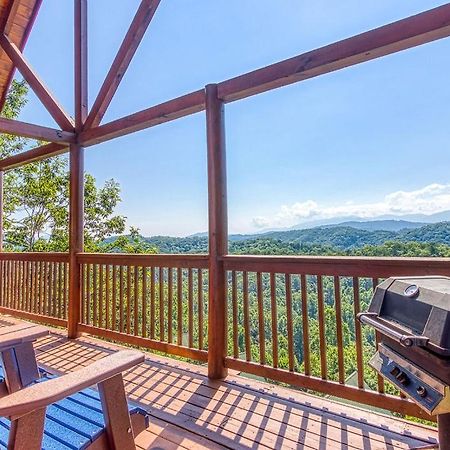 A Higher Calling, 1089 Of Free Area Attraction Tickets For Each Paid Day, Dollywood And More! Pigeon Forge Exterior foto