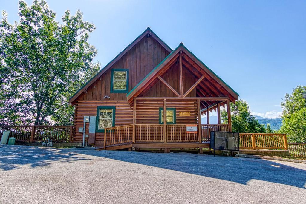 A Higher Calling, 1089 Of Free Area Attraction Tickets For Each Paid Day, Dollywood And More! Pigeon Forge Exterior foto